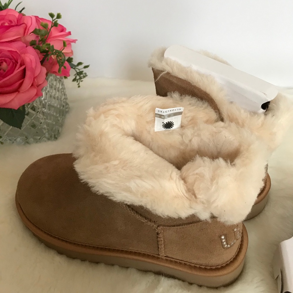 UGG Classic Bling Mini Boots - Picture 8 of 8
